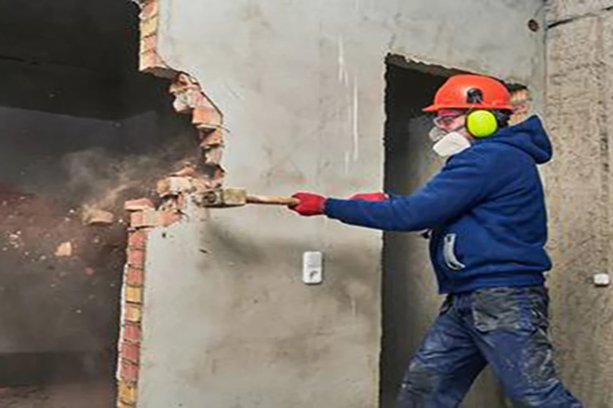 Kısmi Yıkım (Duvar, Kolon) uygulaması yapılan betonarme yapı